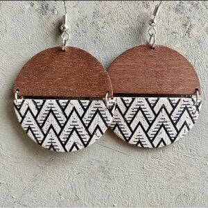 NEW Lightweight Boho Wooden Disc Drop Earrings Minimalist Contemporary Neutral